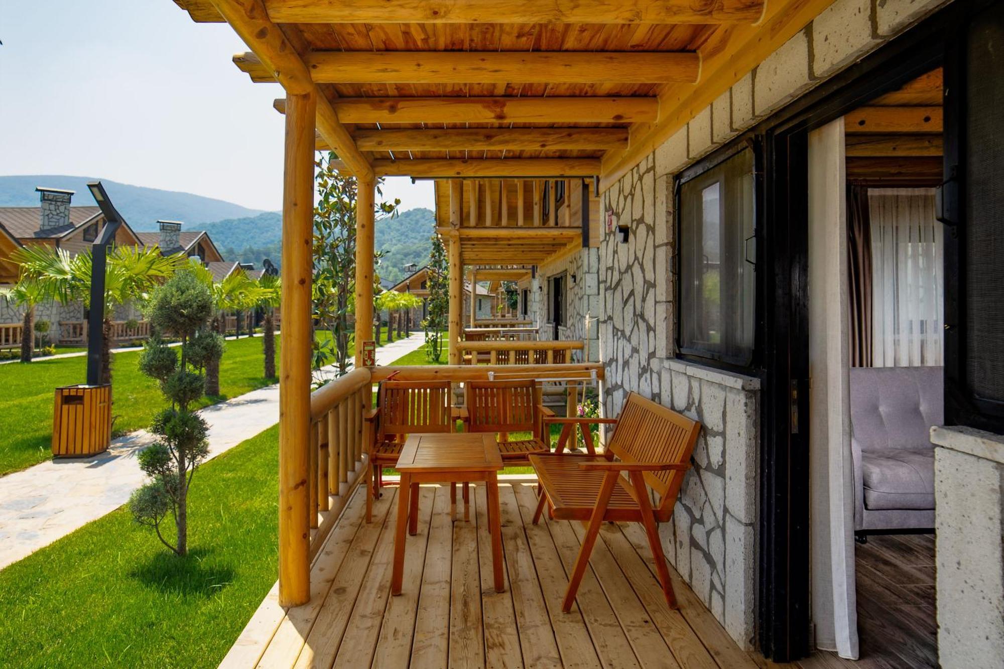 Mukha Ormanli Bed & Breakfast Bagian luar foto